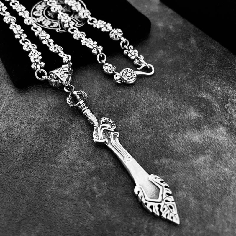 Ch**me He**ts necklaces